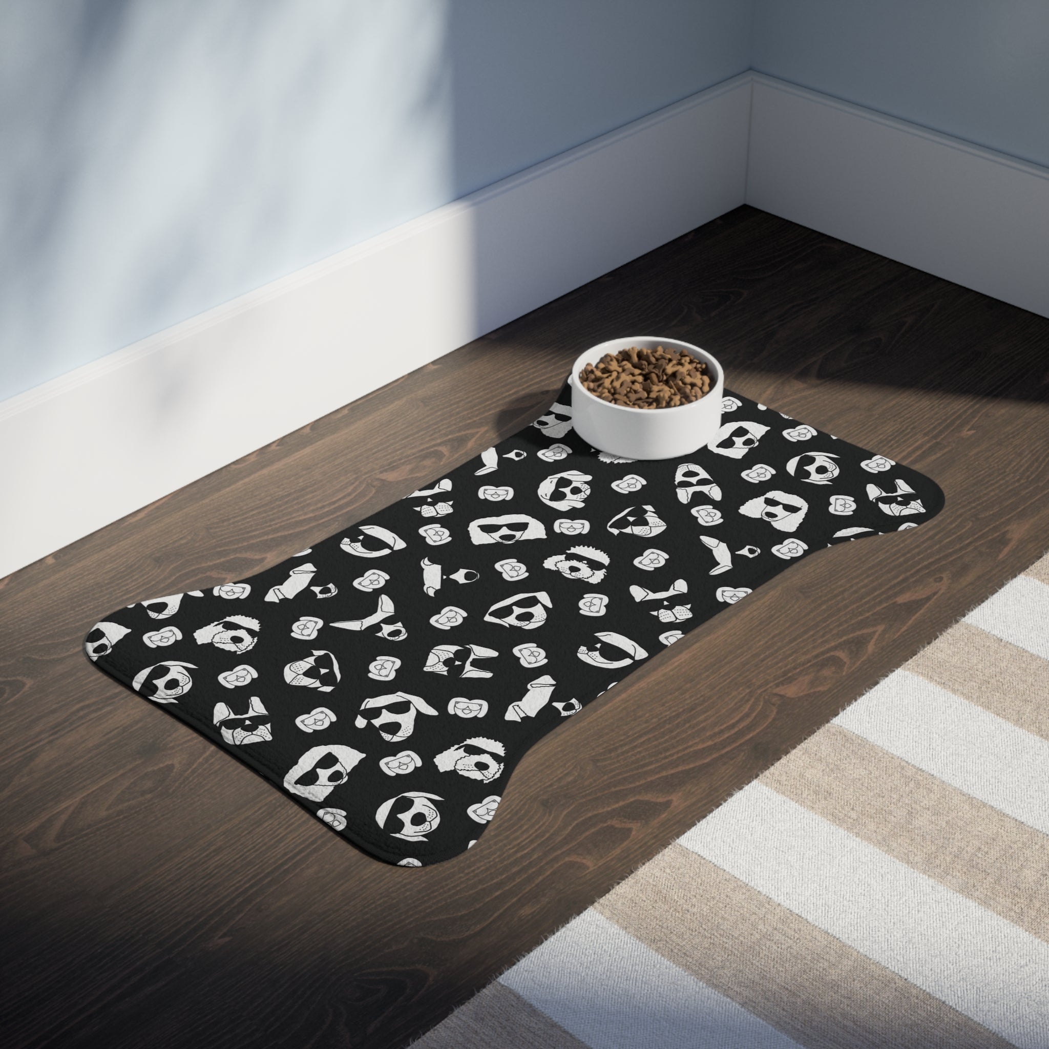 Feeding Mat (Black) - Radiant Dogs