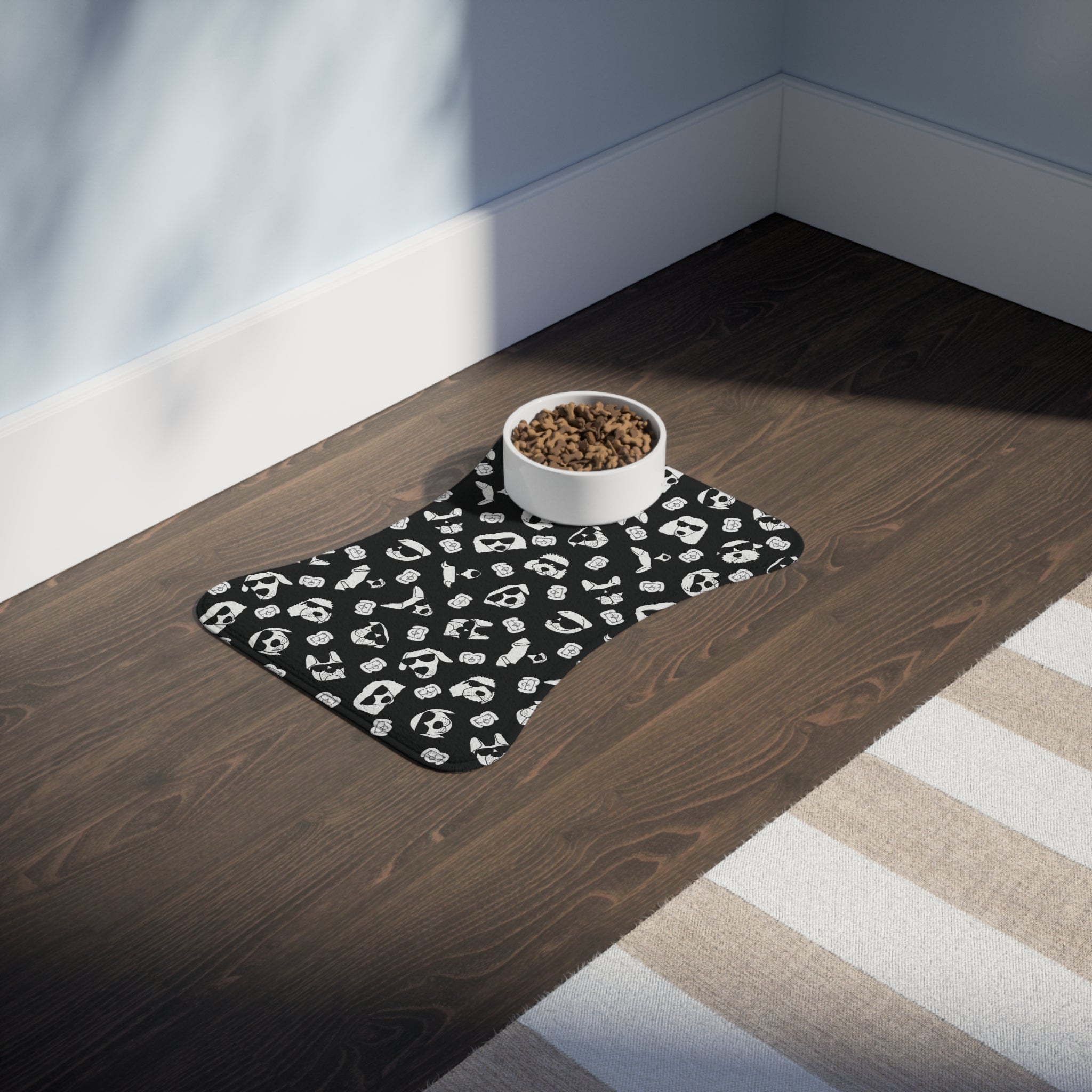 Feeding Mat (Black) - Radiant Dogs